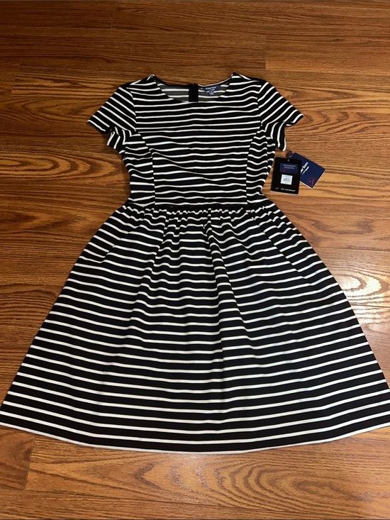 Peter Som Dresses & Skirts - NWT Peter Som Black and White Striped Midi‎ Fit-and-Flare Dress Size S Casual